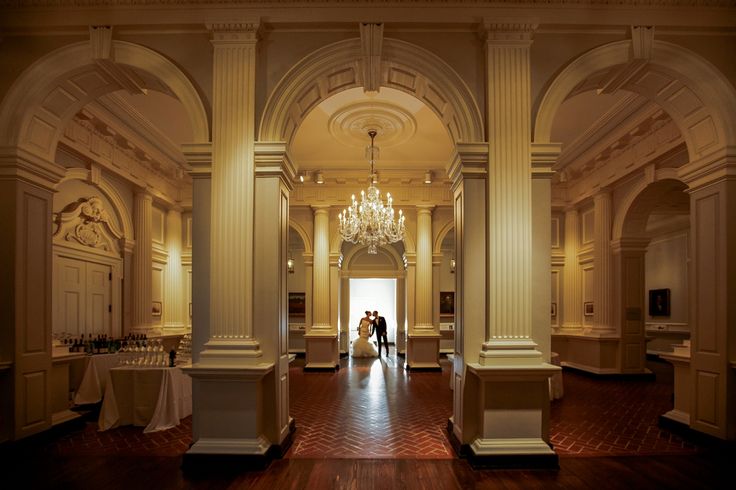 AnnKam_Adriana-and-Thom_Robinson-Gallery-1-Special-Events-Wedding