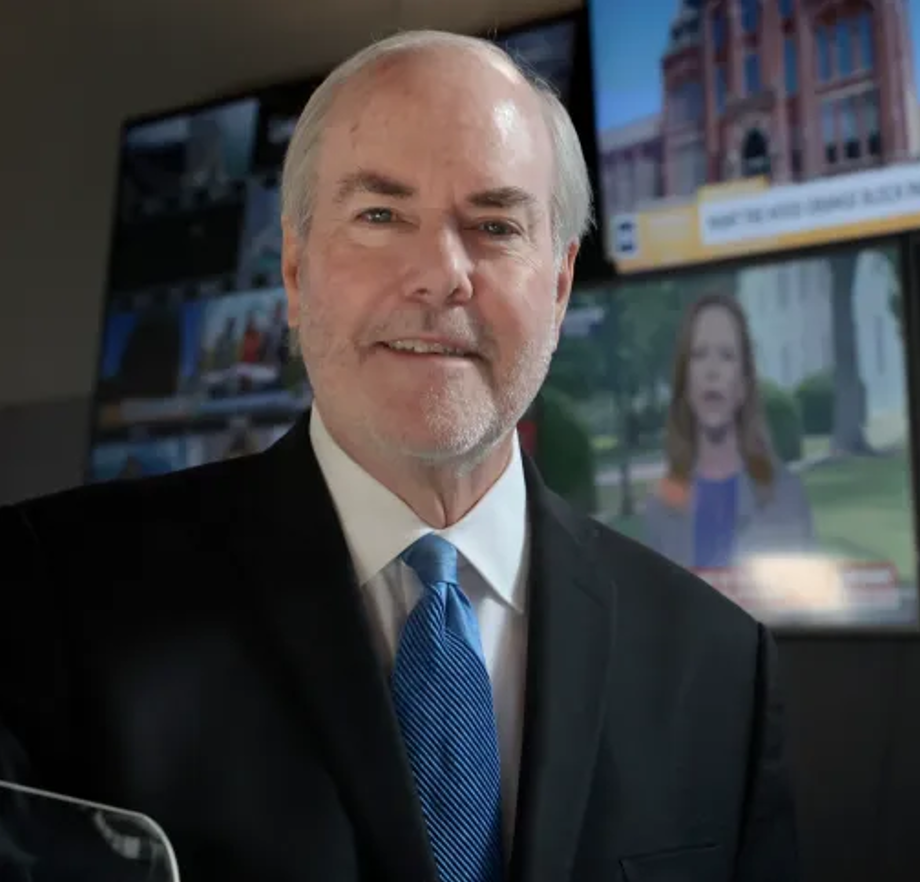 mike flannery headshot